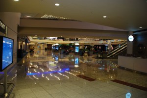 Has Atlanta Airport ever been this empty? My bed: the chair on the left over there ...